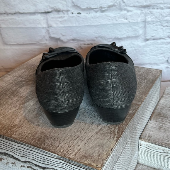 Seychelles Pinstriped Flats - Picture 3 of 6